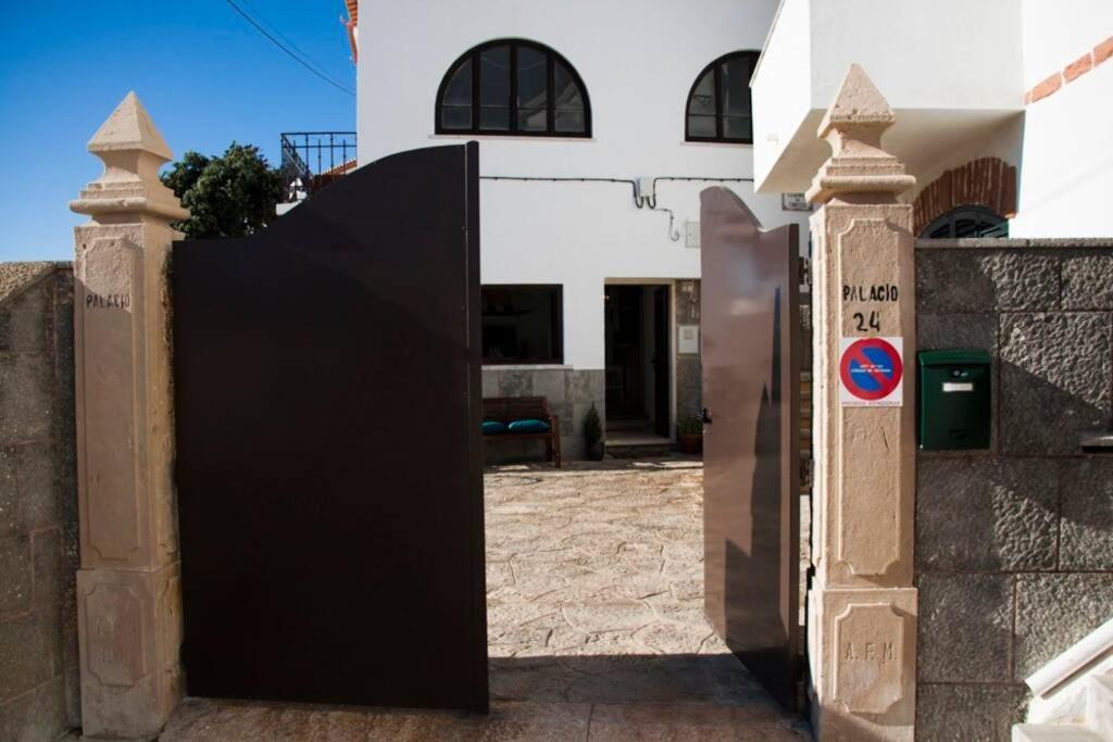 סינטרה Um Lugar Ao Sol Beach House Azenhas Do Mar מראה חיצוני תמונה